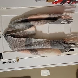 Blanket scarf Super Soft Like New